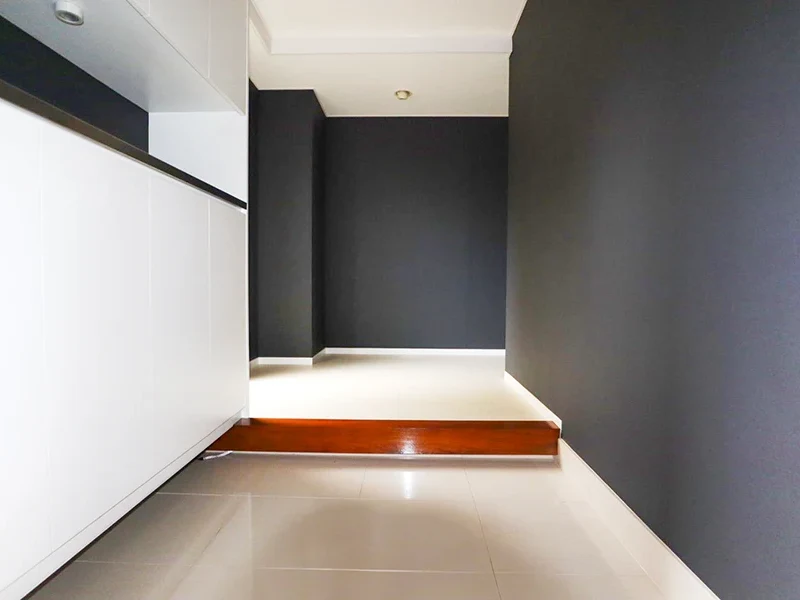 夙川城山パークハイム（3LDK）中古マンションの玄関