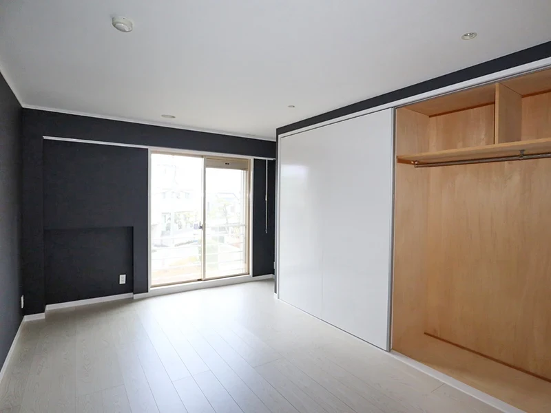 夙川城山パークハイム（3LDK）中古マンションの洋室