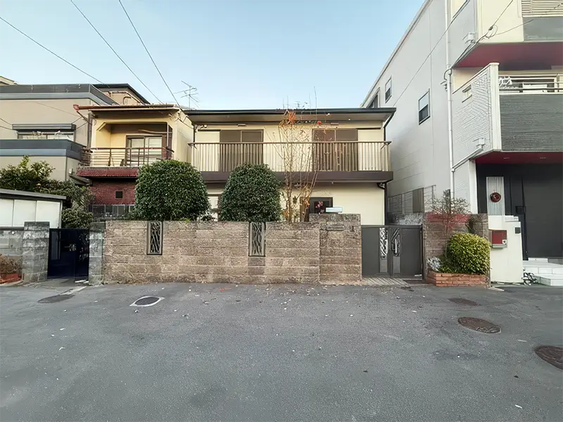 東大阪市西石切町１丁目（5LDK）中古一戸建て住宅の外観