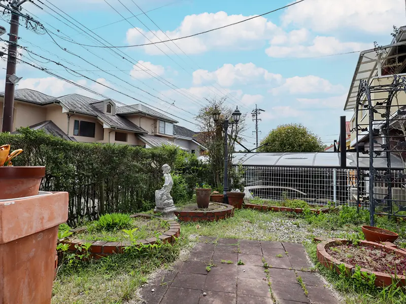 三重県名張市桔梗が丘西６番町の中古一戸建ての専用庭