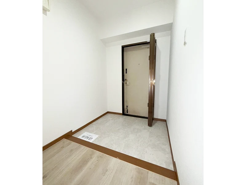 南海狭山コーポ２号棟（4LDK）中古マンションの玄関