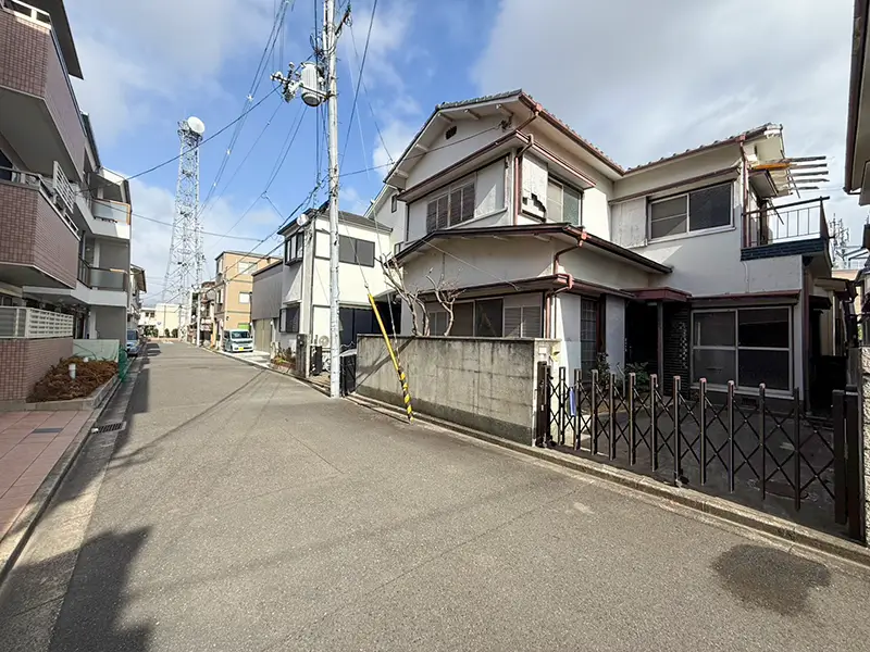 高槻市上本町建築条件無し土地の現地