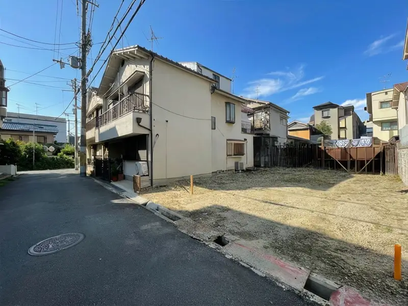 八尾市東本町５丁目の新築一戸建ての現地