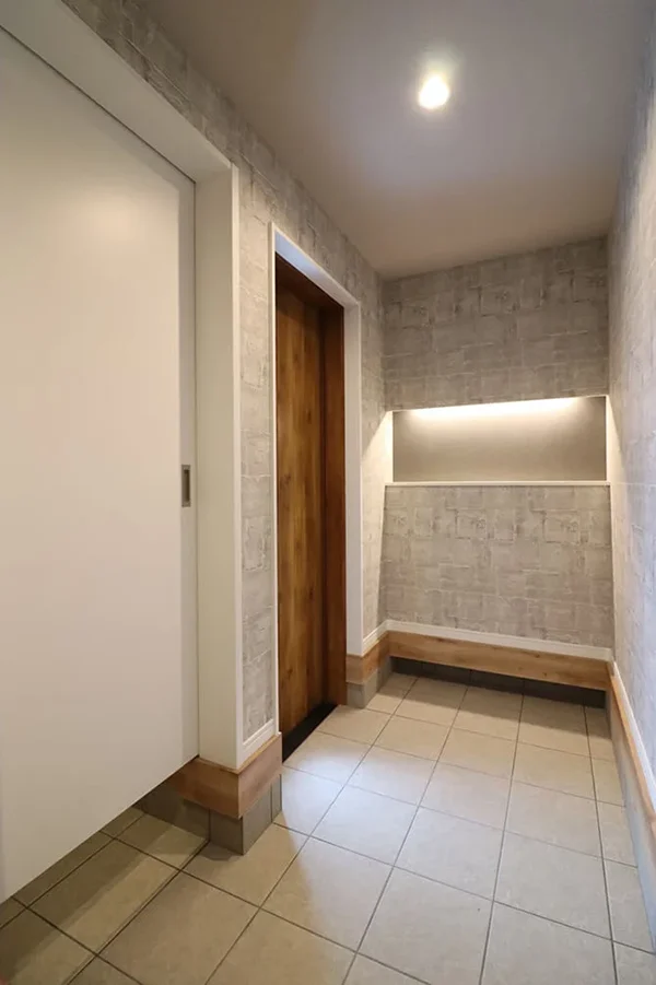 7ARC（セブンアーク）の施工実績｜大阪市阿倍野区に建てた注文住宅のエントランス