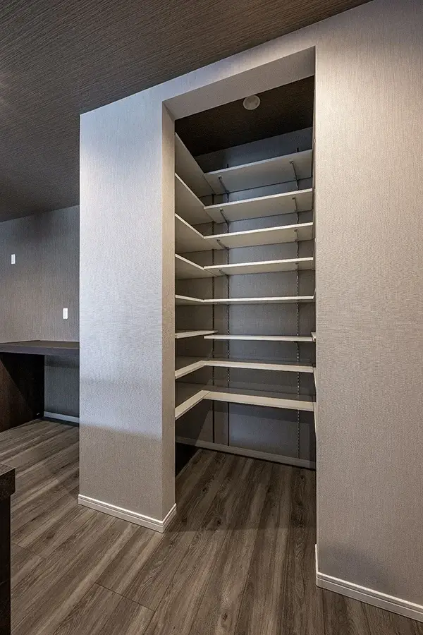 7ARC（セブンアーク）の施工実績｜堺市西区に建てた注文住宅のパントリー