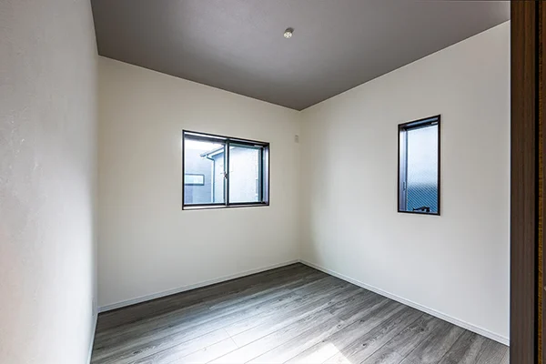 7ARC（セブンアーク）の施工実績｜堺市西区に建てた注文住宅の洋室