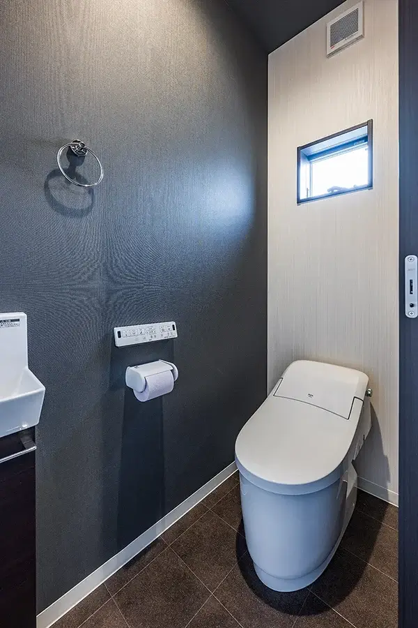 7ARC（セブンアーク）の施工実績｜堺市西区に建てた注文住宅のトイレ