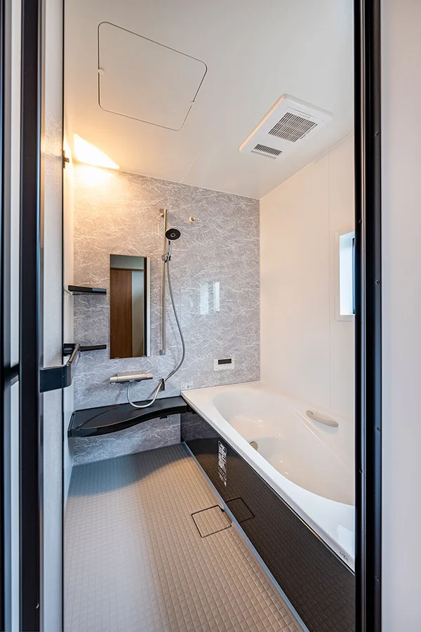 7ARC（セブンアーク）の施工実績｜東大阪市に建てた注文住宅の浴室