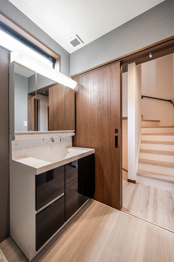 7ARC（セブンアーク）の施工実績｜東大阪市に建てた注文住宅の洗面台