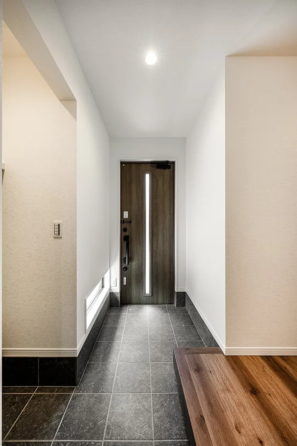 7ARC（セブンアーク）の施工実績｜大阪府豊中市に建てた注文住宅のお洒落な玄関