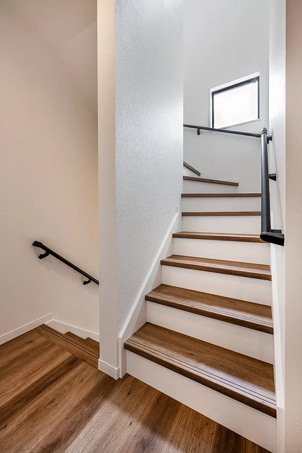 7ARC（セブンアーク）の施工実績｜大阪府豊中市に建てた注文住宅の階段