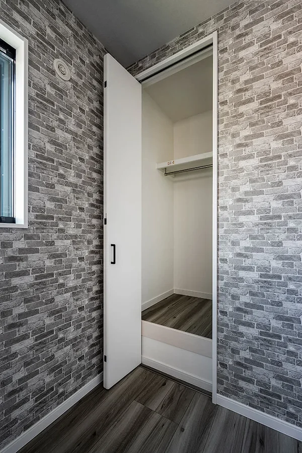 7ARC（セブンアーク）の施工実績｜大阪市西成区に建てた注文住宅のクローゼット