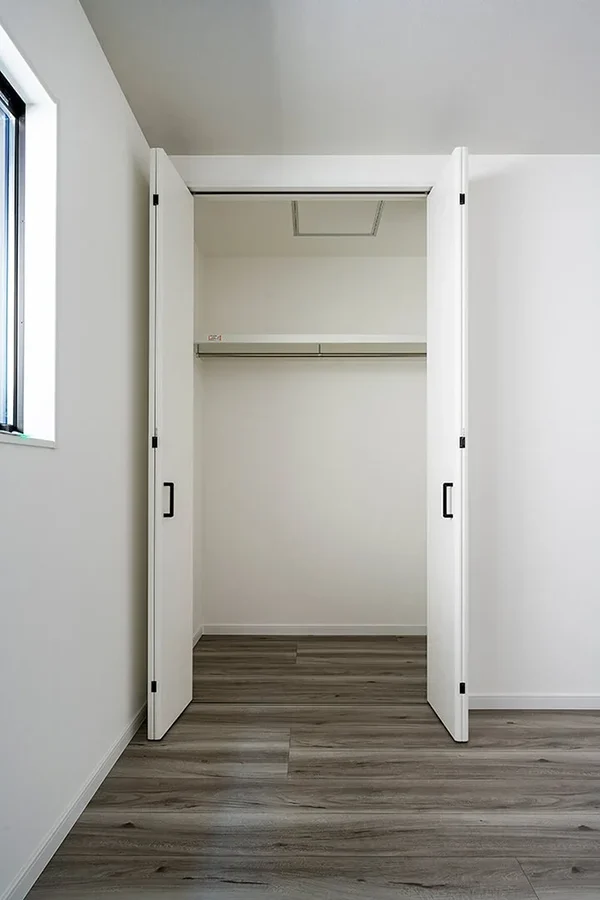 7ARC（セブンアーク）の施工実績｜大阪市西成区に建てた注文住宅のクローゼット