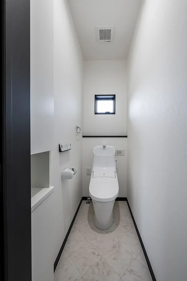 7ARC（セブンアーク）の施工実績｜京都府相楽群精華町に建てた注文住宅のトイレ