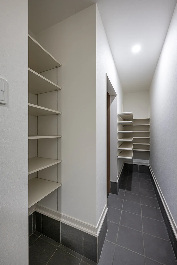 7ARC（セブンアーク）の施工実績｜大阪市東淀川区に建てた注文住宅の玄関