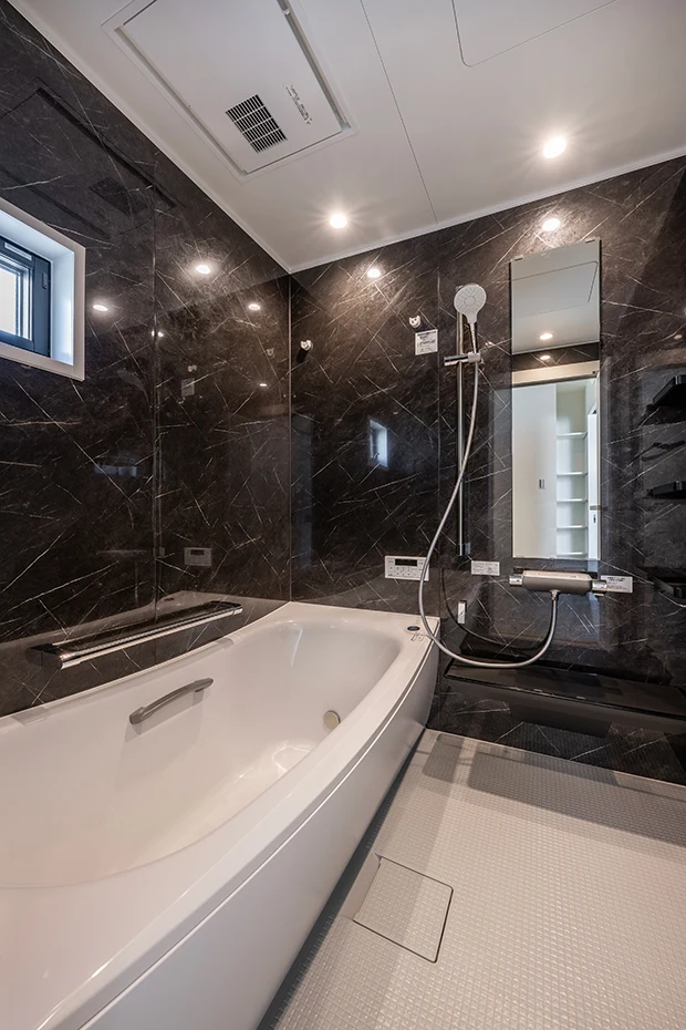 7ARC（セブンアーク）の施工実績｜大阪市此花区に建てた注文住宅の浴室
