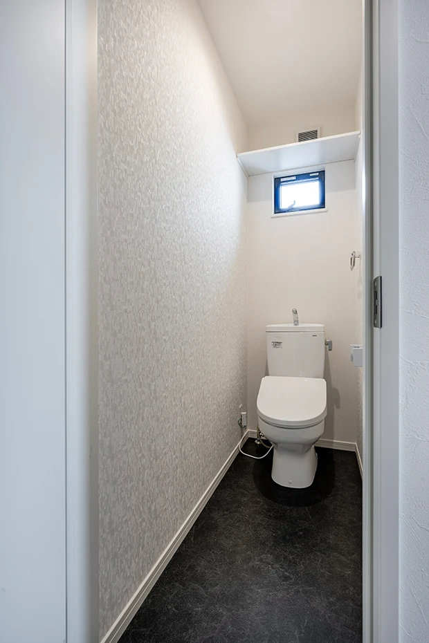 7ARC（セブンアーク）の施工実績｜大阪市此花区に建てた注文住宅のトイレ