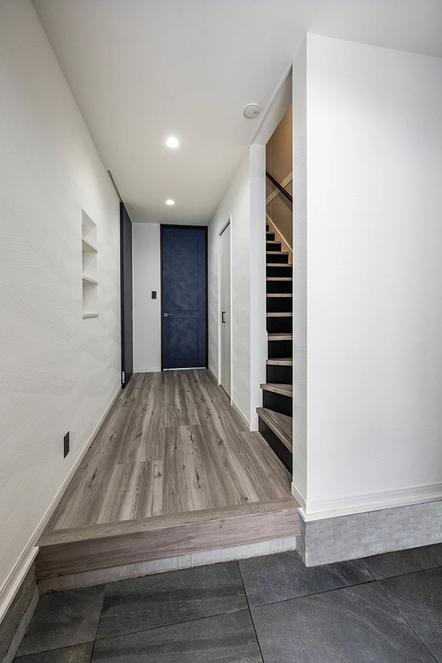 7ARC（セブンアーク）の施工実績｜大阪府吹田市に建てた注文住宅の玄関