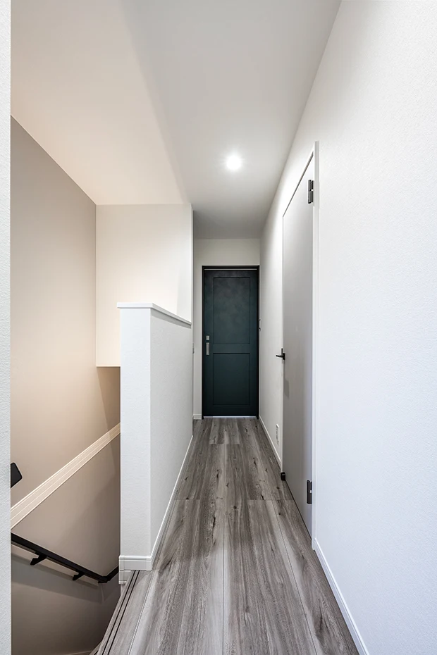 7ARC（セブンアーク）の施工実績｜大阪府吹田市に建てた注文住宅の廊下