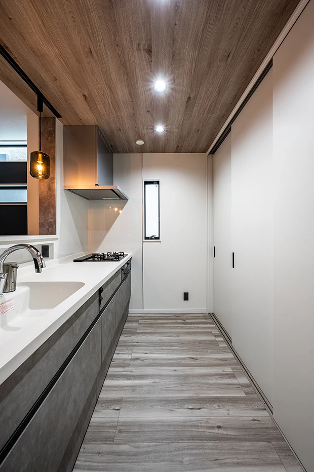 7ARC（セブンアーク）の施工実績｜大阪府吹田市に建てた注文住宅のキッチン