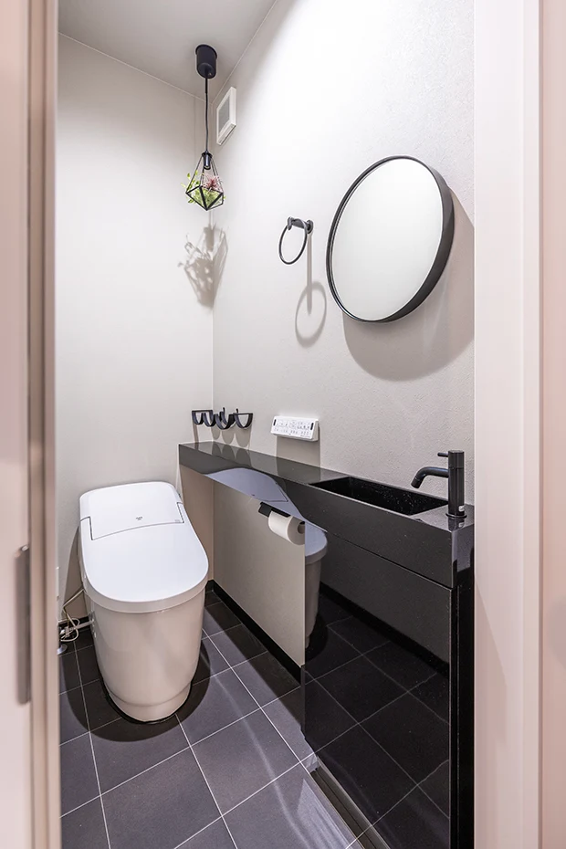 7ARC（セブンアーク）の施工実績｜大阪府吹田市に建てた注文住宅のトイレ