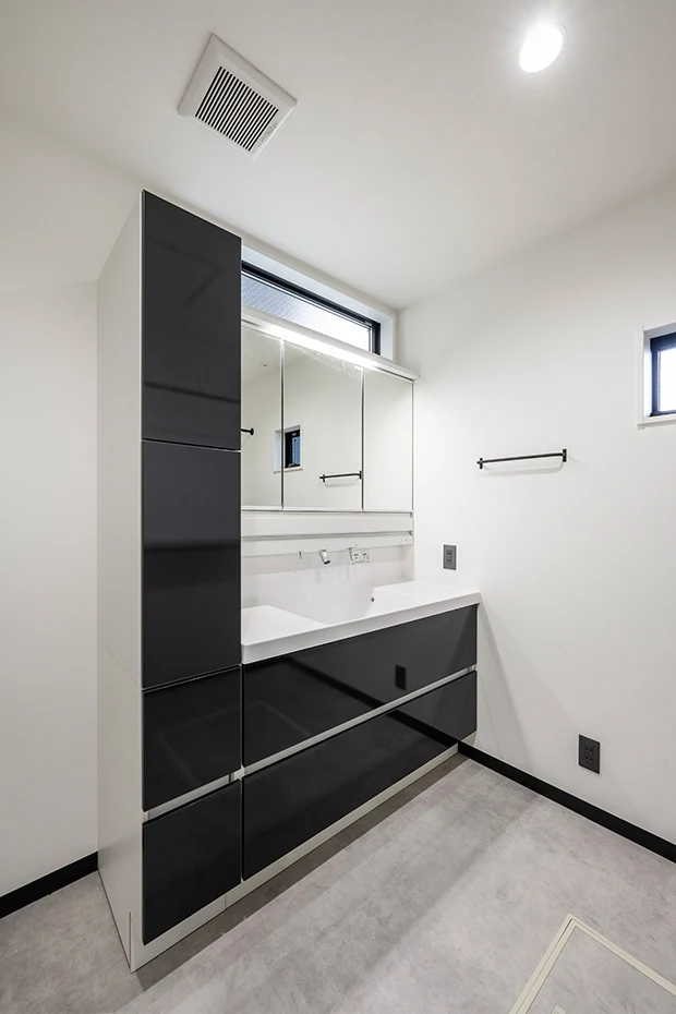 7ARC（セブンアーク）の施工実績｜大阪府吹田市に建てた注文住宅の洗面室