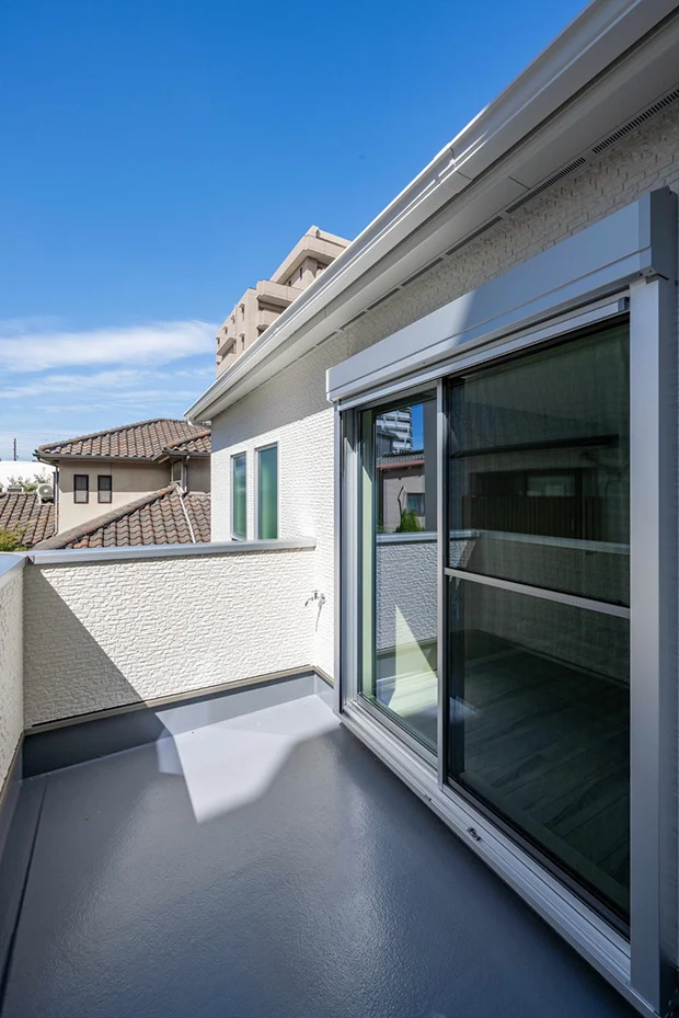 7ARC（セブンアーク）の施工実績｜大阪市住吉区に建てた注文住宅のバルコニー