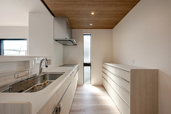7ARC（セブンアーク）の施工実績｜東大阪市に建てた注文住宅のキッチン