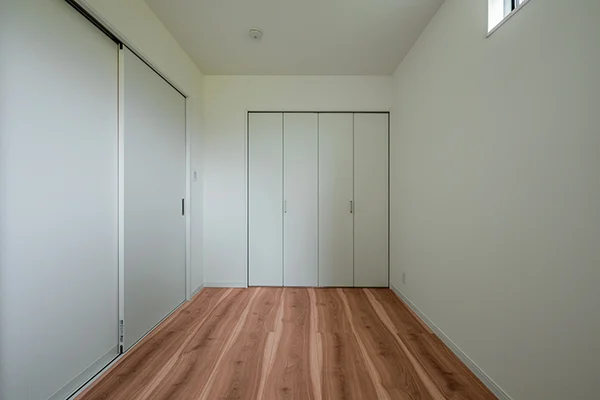 7ARC（セブンアーク）の施工実績｜東大阪市に建てた注文住宅の洋室