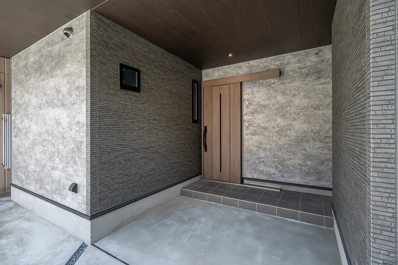 7ARC（セブンアーク）の施工実績｜大阪府守口市に建てた注文住宅の玄関
