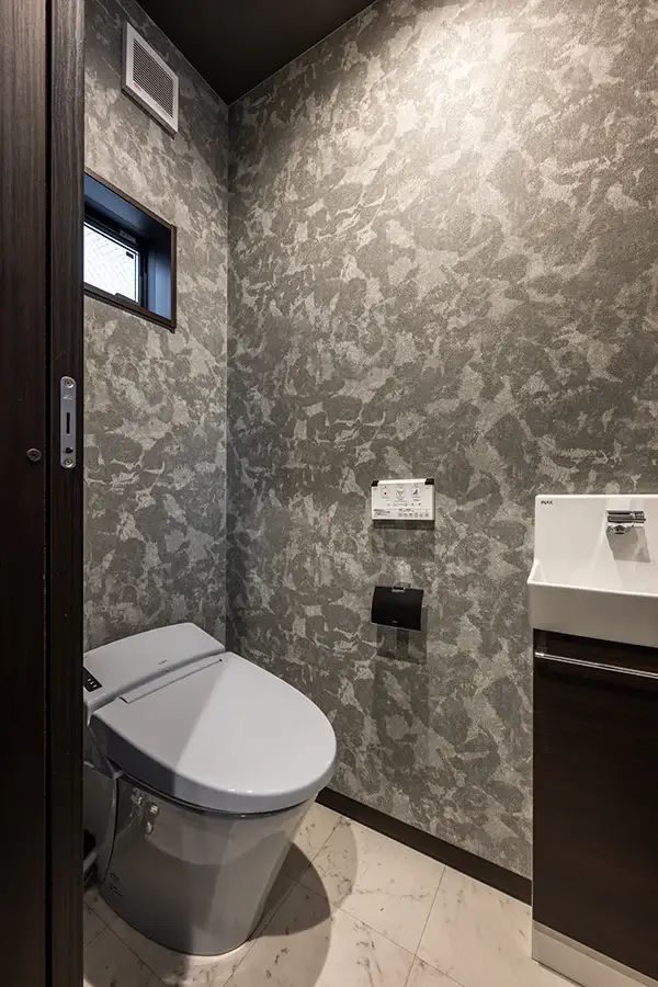 7ARC（セブンアーク）の施工実績｜大阪府守口市に建てた注文住宅のトイレ