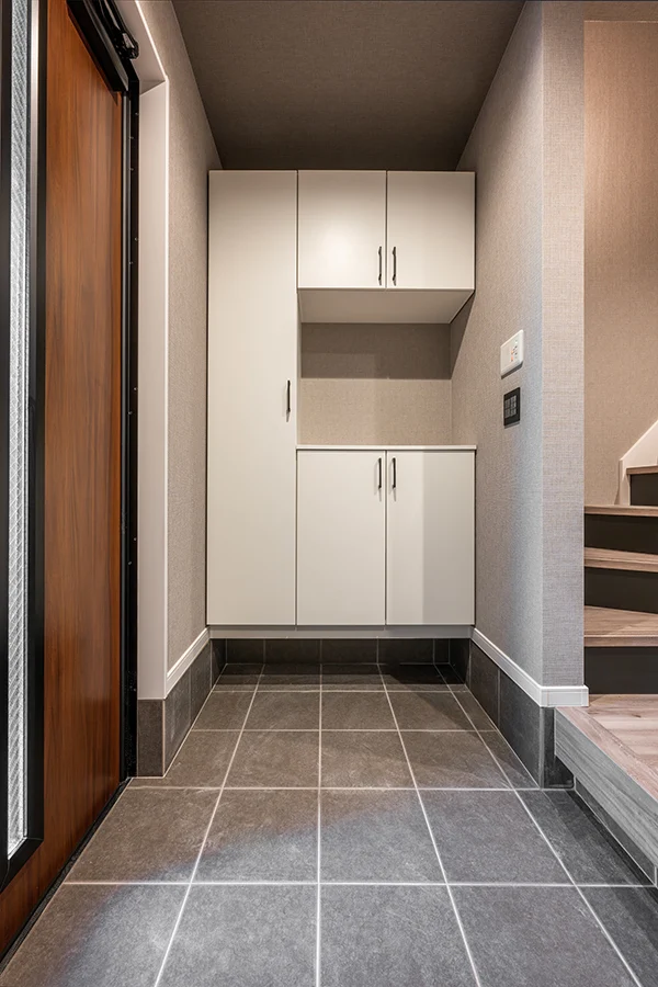 7ARC（セブンアーク）の施工実績｜大阪府守口市に建てた注文住宅の玄関