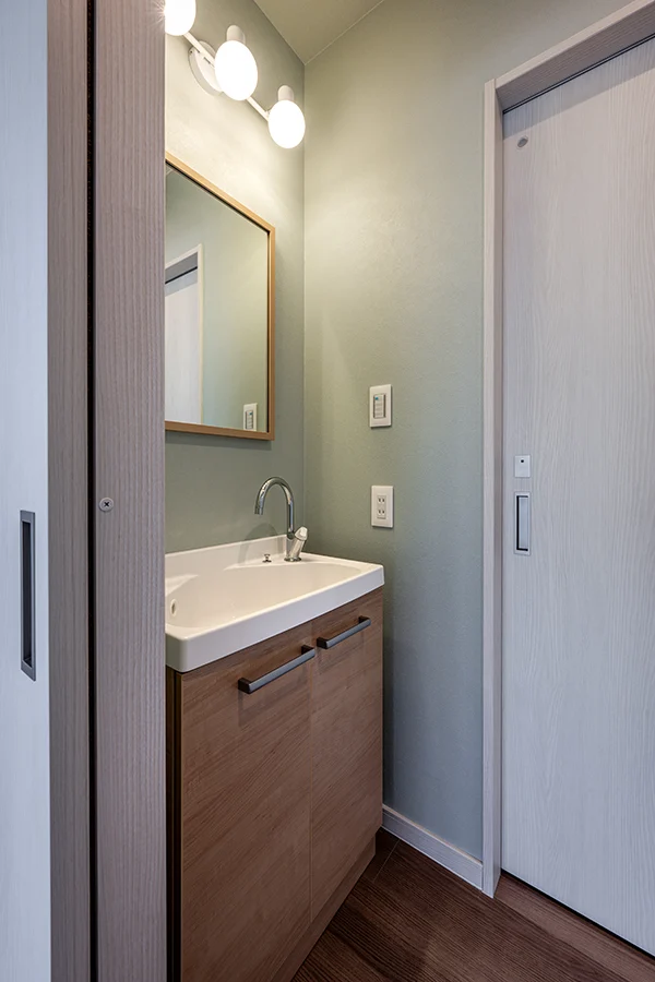 7ARC（セブンアーク）の施工実績｜大阪狭山市のリフォームした中古一戸建ての玄関