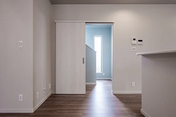 7ARC（セブンアーク）の施工実績｜大阪狭山市のリフォームした中古一戸建てのLDK