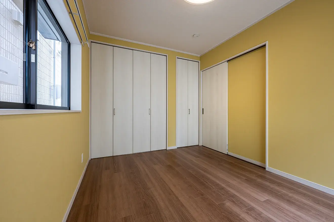 7ARC（セブンアーク）の施工実績｜大阪狭山市のリフォームした中古一戸建ての洋室