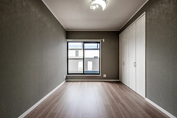 7ARC（セブンアーク）の施工実績｜大阪狭山市のリフォームした中古一戸建ての洋室