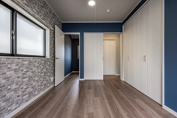 7ARC（セブンアーク）の施工実績｜大阪狭山市のリフォームした中古一戸建ての洋室