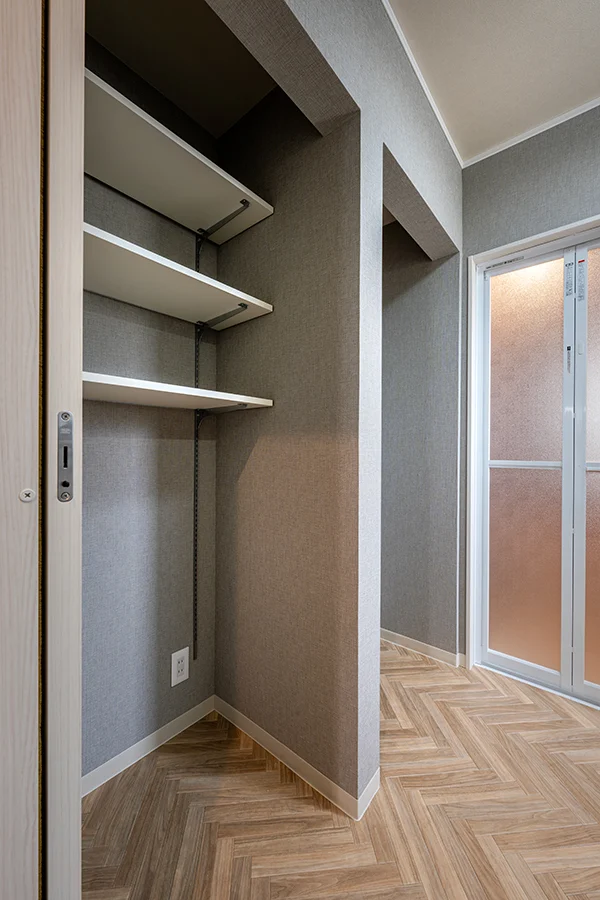 7ARC（セブンアーク）の施工実績｜大阪狭山市のリフォームした中古一戸建ての洗面室