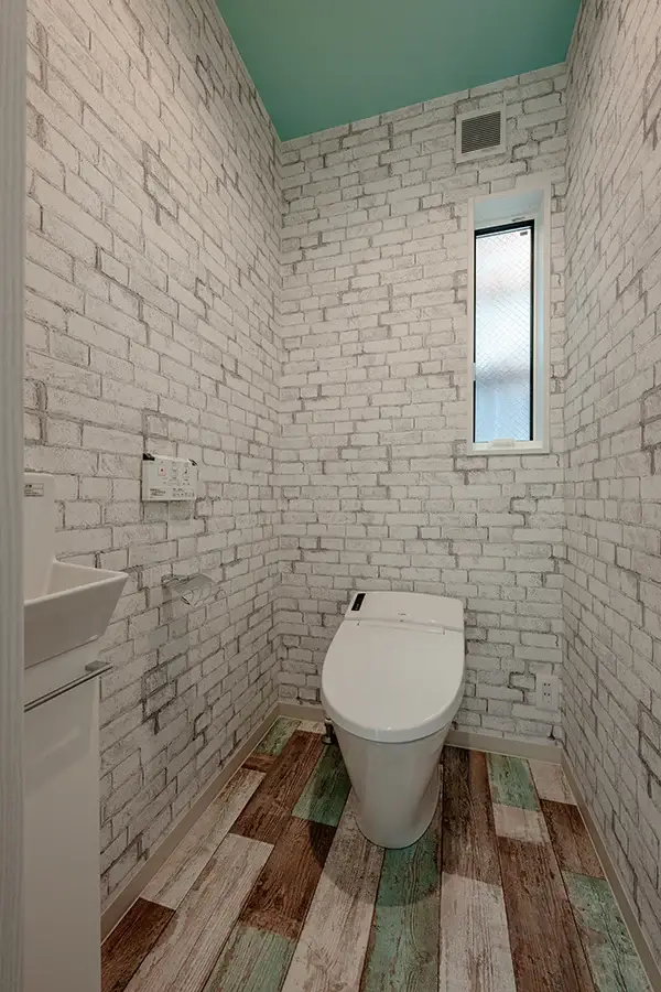 7ARC（セブンアーク）の施工実績｜大阪市西成区に建てた注文住宅のトイレ