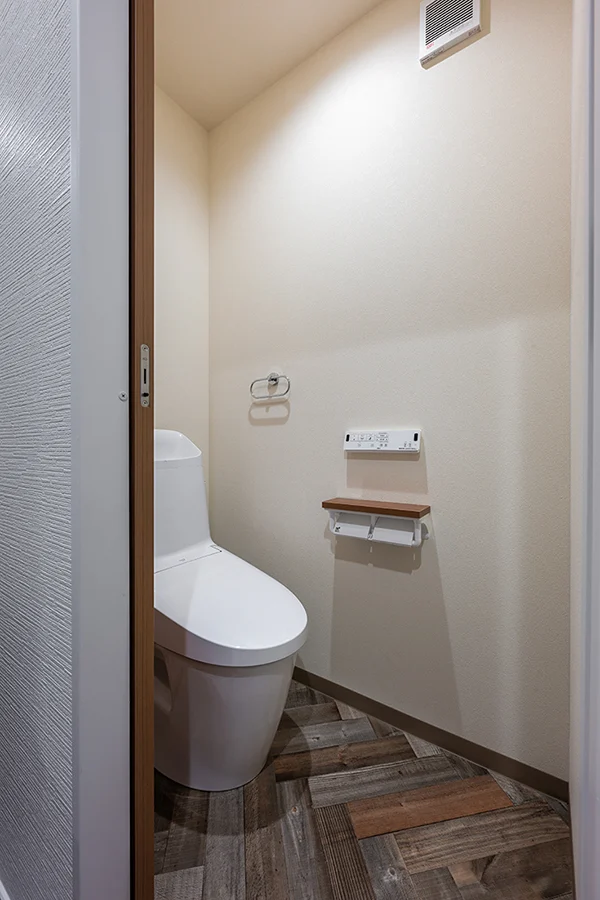 7ARC（セブンアーク）の施工実績｜大阪市東住吉区に建てた注文住宅のトイレ