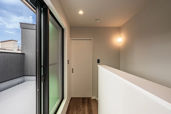 7ARC（セブンアーク）の施工実績｜東大阪市に建てた注文住宅の廊下