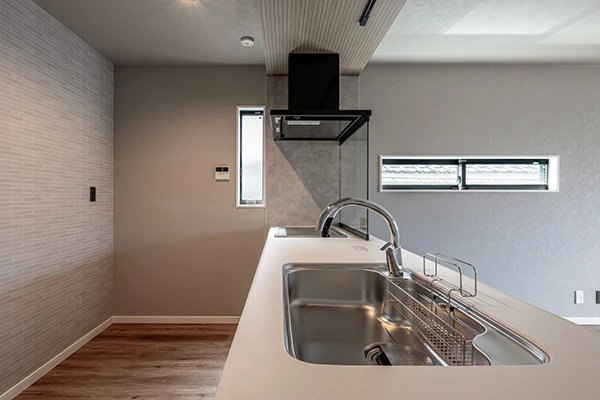 7ARC（セブンアーク）の施工実績｜東大阪市に建てた注文住宅のキッチン