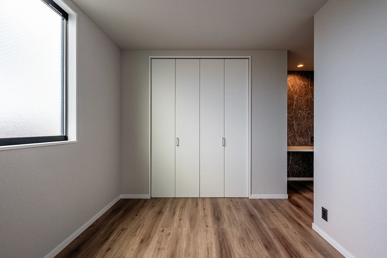 7ARC（セブンアーク）の施工実績｜東大阪市に建てた注文住宅の洋室