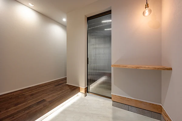 7ARC（セブンアーク）の施工実績｜大阪市大正区に建てた注文住宅の玄関