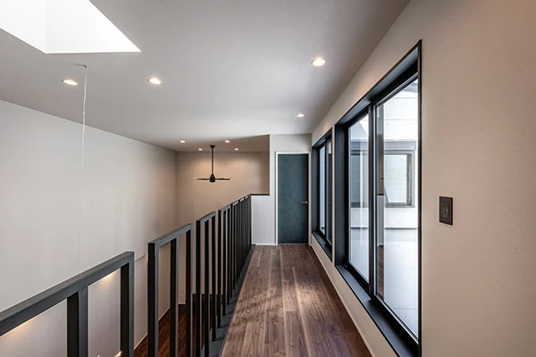 7ARC（セブンアーク）の施工実績｜大阪市大正区に建てた注文住宅の廊下