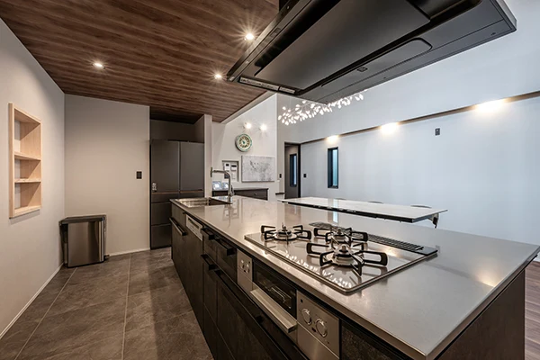 7ARC（セブンアーク）の施工実績｜大阪市大正区に建てた注文住宅のキッチン