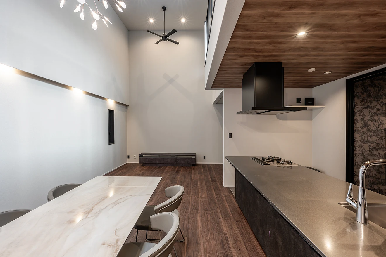 7ARC（セブンアーク）の施工実績｜大阪市大正区に建てた注文住宅のLDK