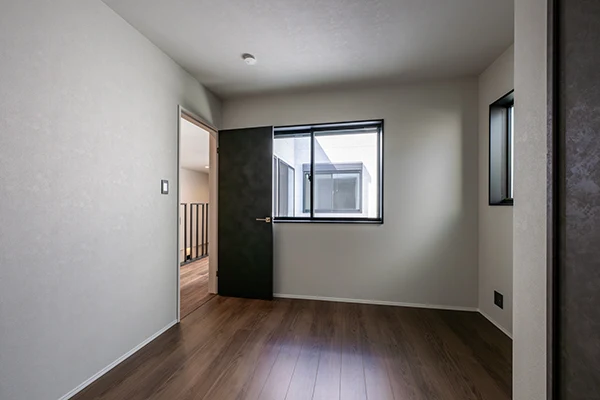 7ARC（セブンアーク）の施工実績｜大阪市大正区に建てた注文住宅の洋室