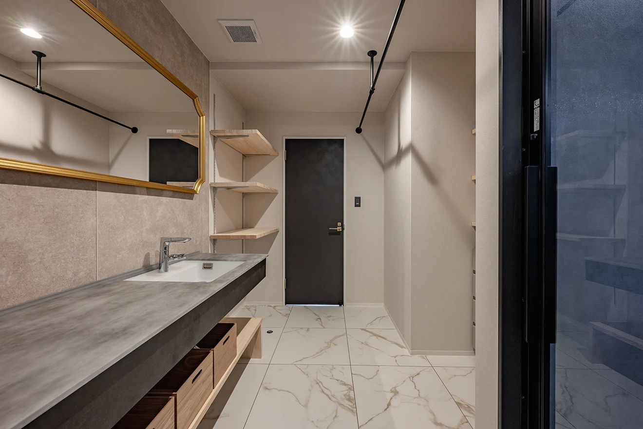 7ARC（セブンアーク）の施工実績｜大阪市大正区に建てた注文住宅の洗面室