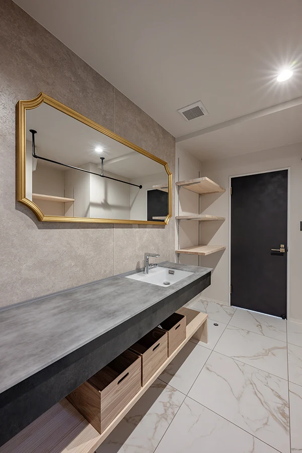 7ARC（セブンアーク）の施工実績｜大阪市大正区に建てた注文住宅の洗面室